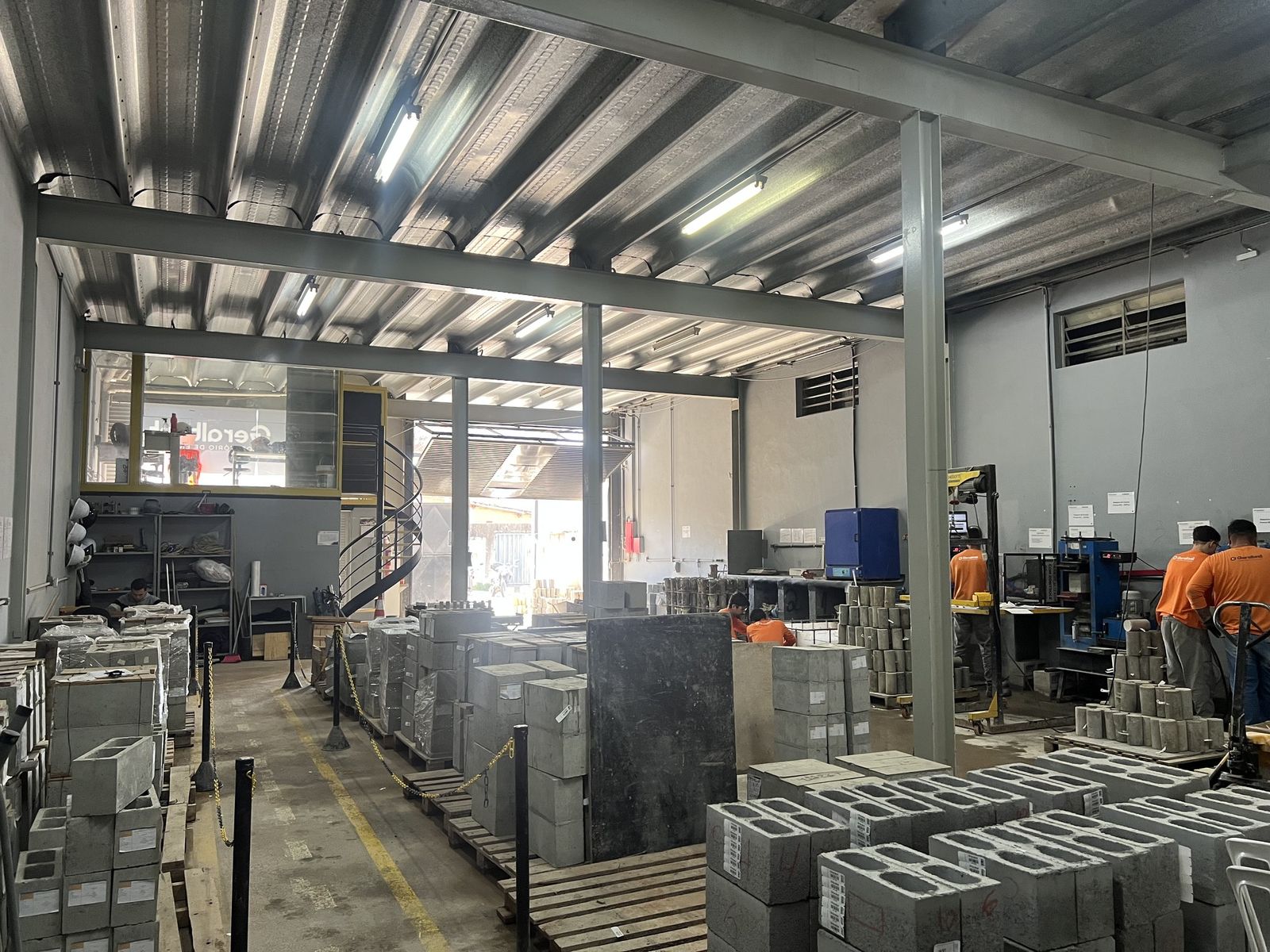 Laboratório da Geraltest em Sorocaba com equipe técnica